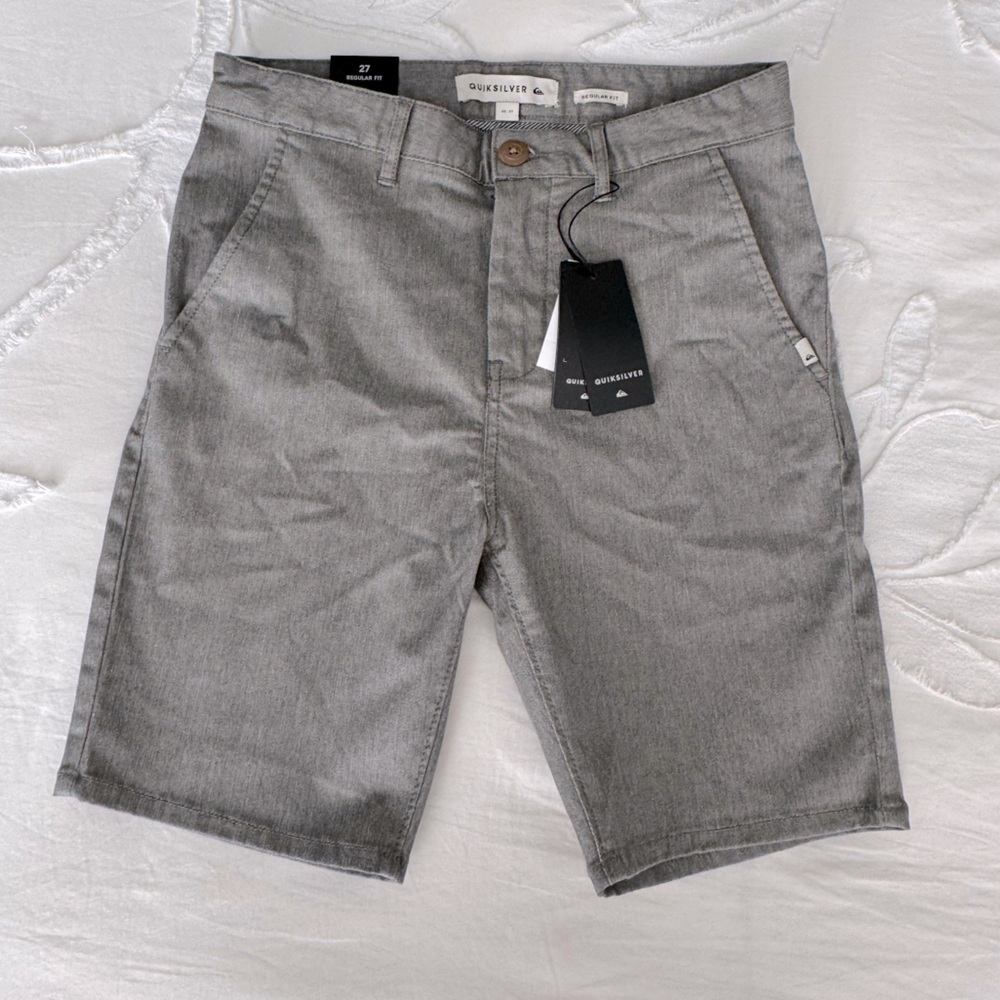 NWT Quiksilver kids Flat Front Gray Shorts Sz 27